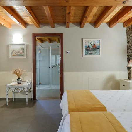 Adega Apartment *