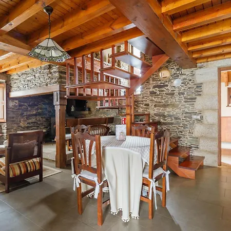 Adega Apartment *